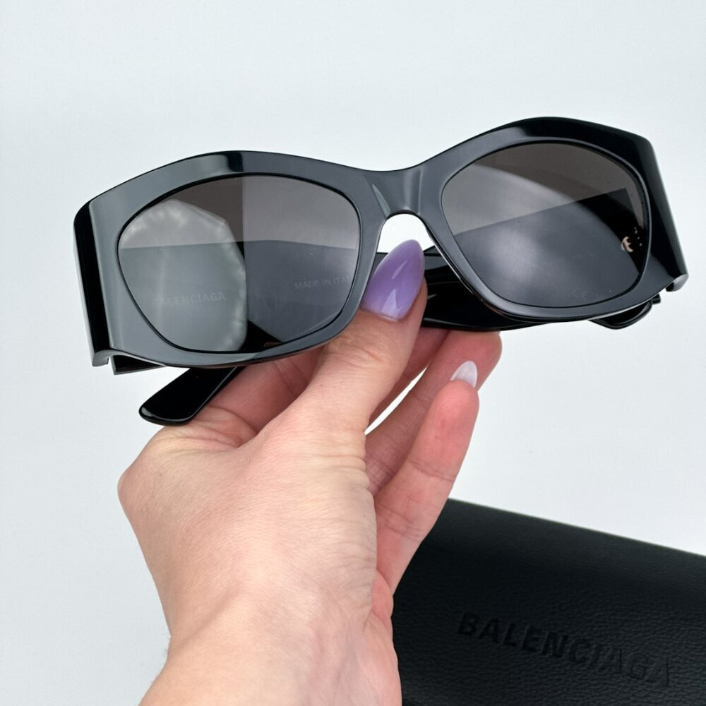 Balenciaga BB0329S 003 BRAND NEW Sunglasses Black Grey Geometric Unisex - Picture 3 of 12